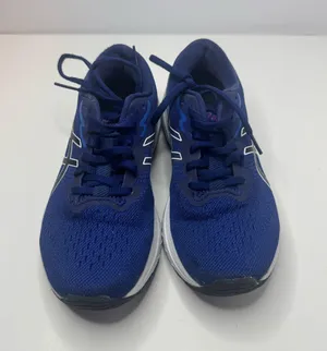 Asics GT -1000 Running Shoes Size 6  thumbnail 1