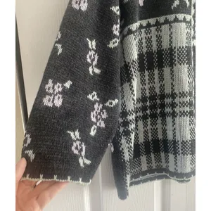Arielle Vintage Floral Plaid Sweater Womens Size Large Gray Knit Y2K USA thumbnail 5