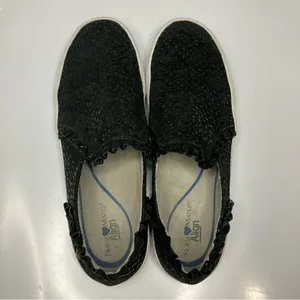 Nurse Mates by Sofft Farrah ruffle black leather slip on sneakers size‎ 8.5 thumbnail 10