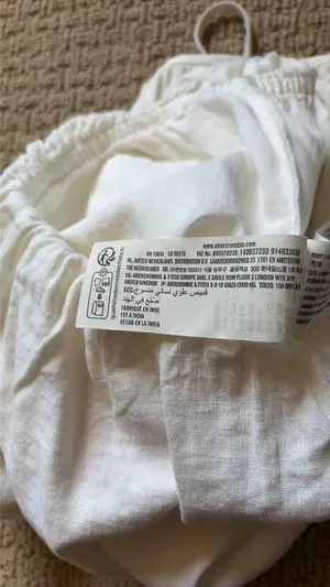 Abercrombie & Fitch white long sleeve thumbnail 7