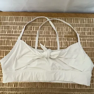Alala Tied‎ Bow Sports Bra Size Large thumbnail 2
