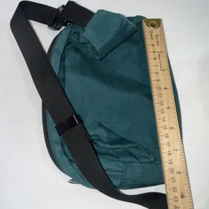 Vtg Eagle Creek Travel Gear Small Crossbody Fanny‎ Pack Messenger Bag Hiking thumbnail 11