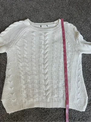 Express Women’s Small Ivory Cable Knit Crewneck Sweater Cozy Fisherman thumbnail 5