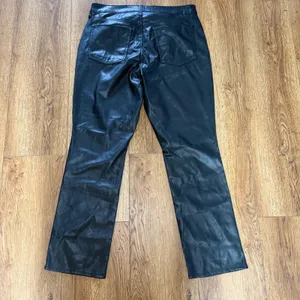 NEW‎ Old Navy Faux Leather High Rise Boot Cut Pants Women's Size 14 Tall Black thumbnail 7