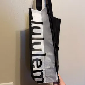 Lululemon Black and White Tote thumbnail 4