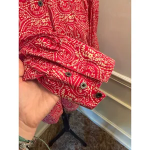 Scully Western Tomato Red & Cream Paisley Floral Button Down Blouse Top Collar thumbnail 2