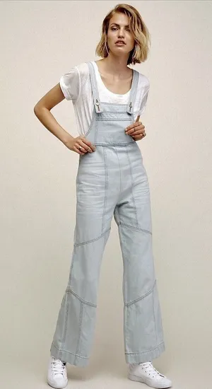 Free People 70s 100% Cotton Light Wash Wide Leg Denim Overalls Jumpsuit 27 thumbnail 1