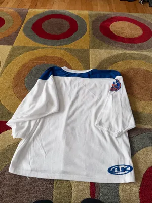 NWOT New York Islanders Hockey NHL Sparky Jersey Shirt Top Kids Youth Size XL thumbnail 4
