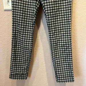 Hollister Women’s Black and White Plaid Stretchy Pants Medium Ultra High Rise thumbnail 4