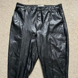 Abercrombie & Fitch Ultra High Rise Leather Pants Size 16 L Split Hem Skinny thumbnail 5
