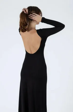 Selfie Leslie Black Sequin Maxi Dress thumbnail 4