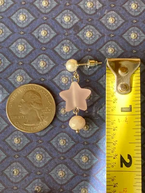 Handmade light pink star & glass beads cute fairy cottage style dangle earrings💐💓 thumbnail 4