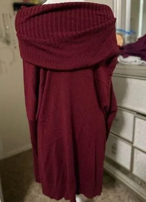 Red‎ off shoulder pullover sweater Red Size 2X thumbnail 1