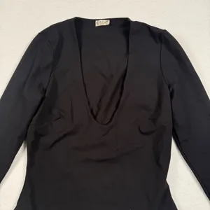 Intimately Free People Bodysuit Womens Small Black Long Sleeve Deep V-Neck‎ Slim thumbnail 3