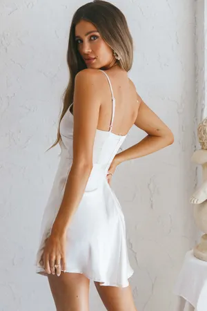 Selfie Leslie Cozumel Twist Bust Mini Dress thumbnail 3
