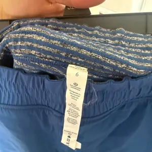 Lululemon Women's Blue and Navy Joggers-tracksuits thumbnail 3