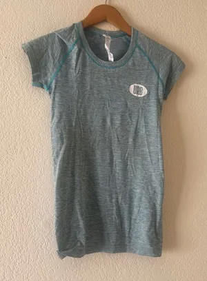 Lululemon Run: Swiftly Tech Short Sleeve Women’s 4 men’s health URB Branded thumbnail 1
