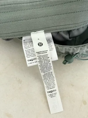 Lululemon Softstreme High-Rise Pant Short, Grey Eucalyptus thumbnail 3