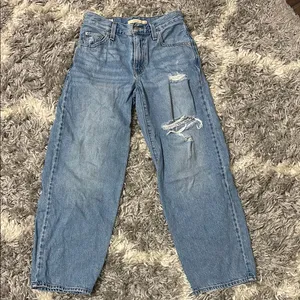 Levi’s | Baggy Dad Jeans thumbnail 1