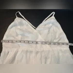 Lulu's Textured White Jumpsuit size M thumbnail 11