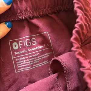 Figs Women's Track Pants Joggers in Burgundy thumbnail 2
