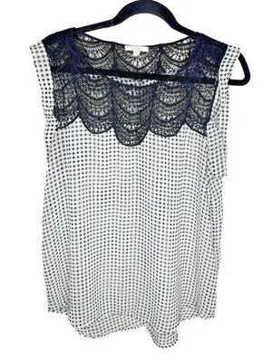 Pleione Blouse Womens Large Lace Yoke Sleeveless Geometric Scalloped Black White thumbnail 1