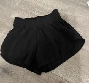 Lululemon Track That Shorts 3" High-Rise thumbnail 1