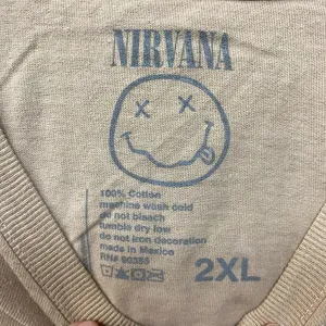 Nirvana Band Portrait Graphic T-Shirt XXL thumbnail 4
