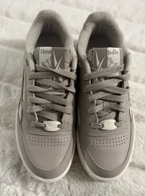Women’s Reebok Club C 85 Sneakers thumbnail 1