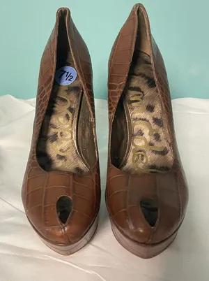 Sam Edelman Croc Embossed Heels Size 7.5. S-349‎ thumbnail 1