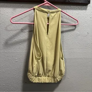 Zara Women's Light Green Sleeveless Tank‎ Top thumbnail 3