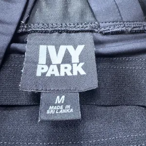 Ivy Park Womens Black Activewear Tank Top Built-in Bra Mesh Back Size Medium M thumbnail 5