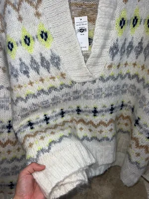 American Eagle Sweater thumbnail 3