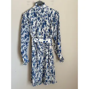 Tory Burch Shirt Dress Belted Sz 0 Blue White Floral Pleated Ruffle High Neck thumbnail 5