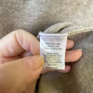 Sisters size M Taupe sweater relaxed fit viscose blend closet staple preppy thumbnail 4