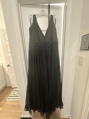 Sherri Hill Black Evening Gown with Embellished Waist thumbnail 7