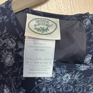 Laura Ashley Dress Floral Short‎ Sleeve Lined Polyester Blue Size 10 thumbnail 3