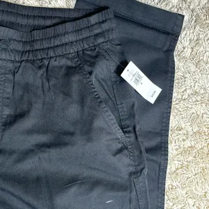 Gap Everyday Easy Pants, Drawstring Waist, Black, Size Small thumbnail 3