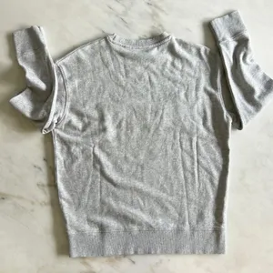 Shira Leah Chicago Festive Sweatshirt Multicolor Embroidered Letters -‎ Small thumbnail 6
