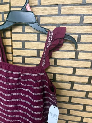 No boundaries burgundy and white smocked tank top size medium thumbnail 5