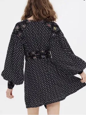FREE‎ PEOPLE Wonderland Mini Dress Black Floral Mixed Pattern Tie Waist thumbnail 3