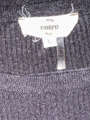 Entro Elegant Black Ruffle Sleeve Knit Top Size Large thumbnail 3