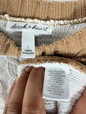 Derek Heart Women’s Small Brown Ivory Colorblock Cable Knit Cropped‎ Sweater thumbnail 4