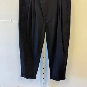 MABLE Black‎ Pleated High Waist Crossover Tapered Cropped Pants MP6040 Small thumbnail 4