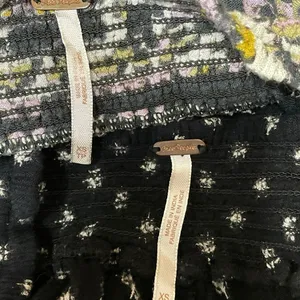 Bundle of 2 Free People Black Floral Boho Smocked High Rise Mini Shorts Size XS thumbnail 7