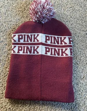 PINK Beanie VS Victoria Secret thumbnail 1