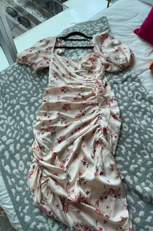 ASTR the Label Cinched Ruffle Front Short Sleeve Dress thumbnail 2