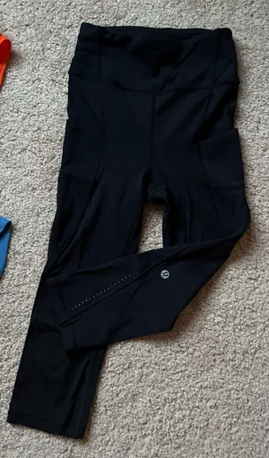 Lululemon Capri Leggings thumbnail 1