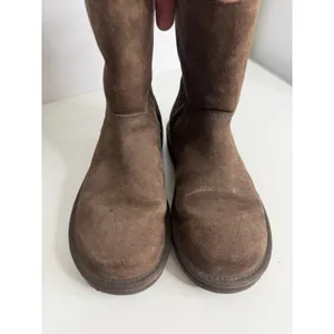 UGG Australia Roslynn 1889 Brown Leather Sheepskin Size 6 Zip Closure Y2K Cozy thumbnail 3