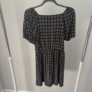 LOFT Black and White Plaid Surplice Dress thumbnail 8